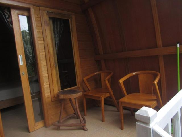 Bale Jukung Bed and Breakfast Tanjung  Exteriör bild