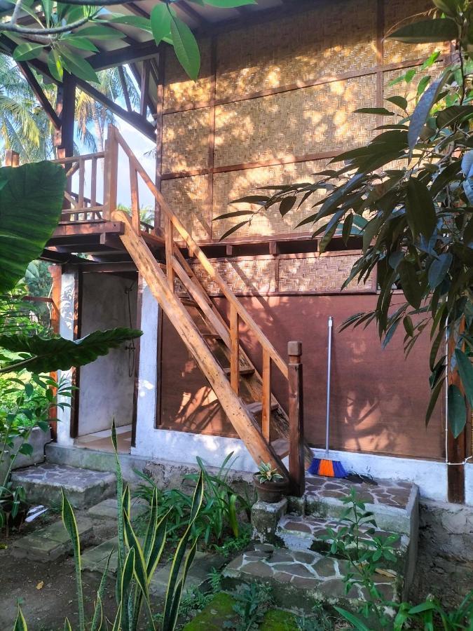 Bale Jukung Bed and Breakfast Tanjung  Exteriör bild