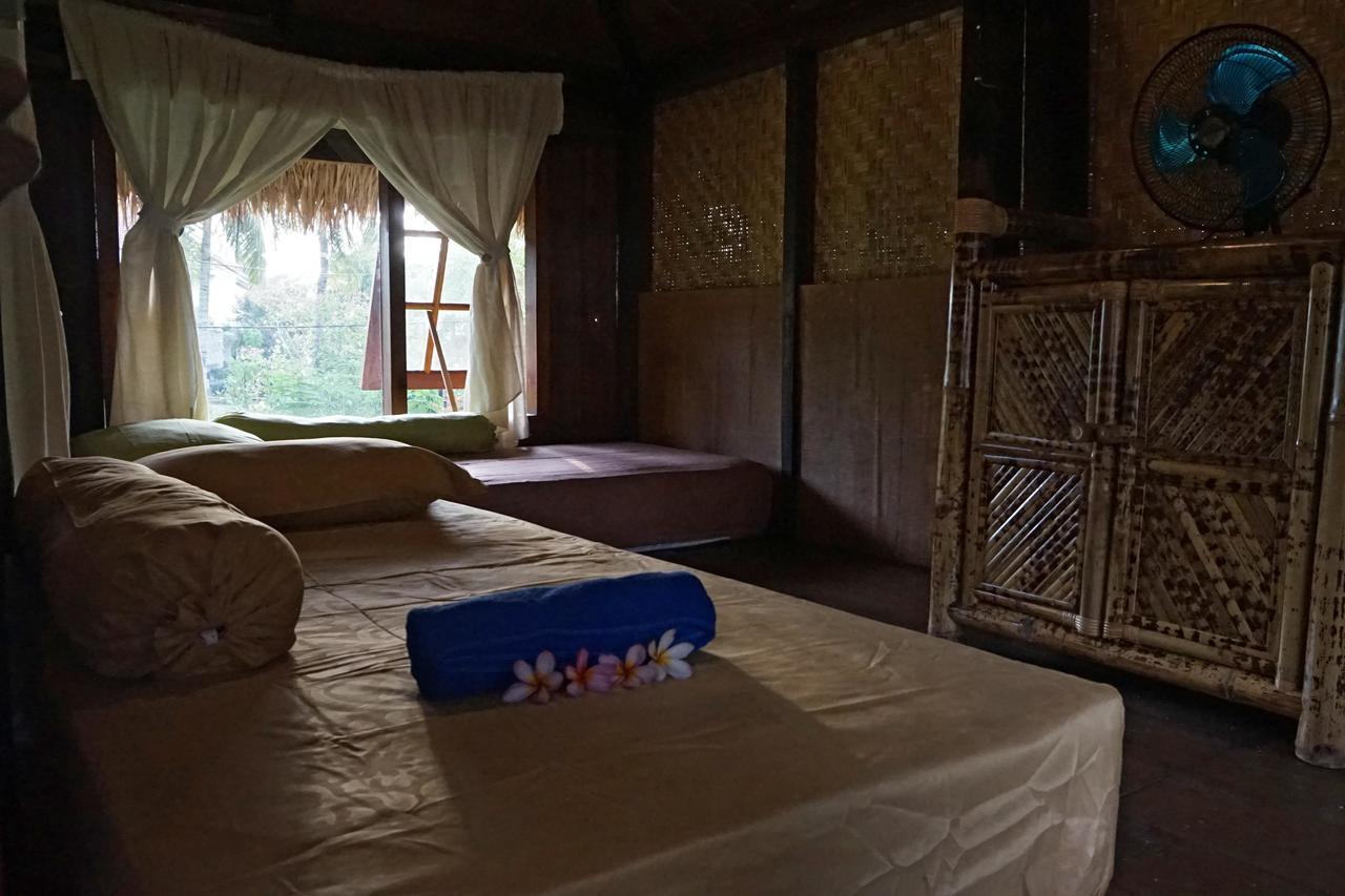 Bale Jukung Bed and Breakfast Tanjung  Exteriör bild